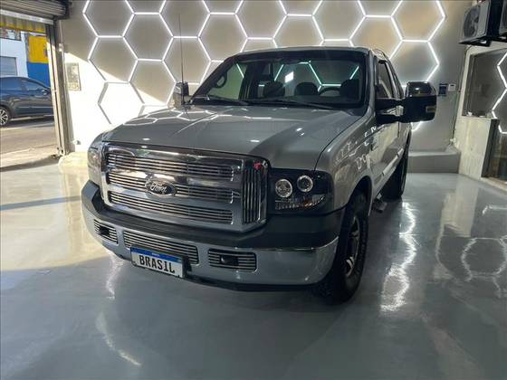 FORD F-250 3.9 XLT 4X2 CS DIESEL 2P MANUAL